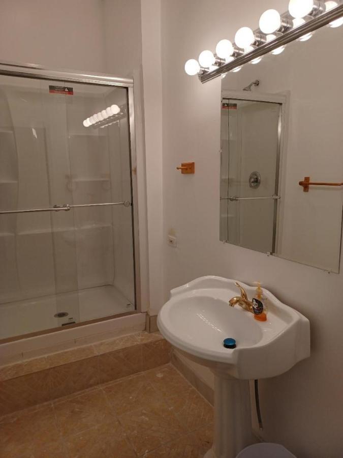Hotel Bnb 2 Chicago Kültér fotó